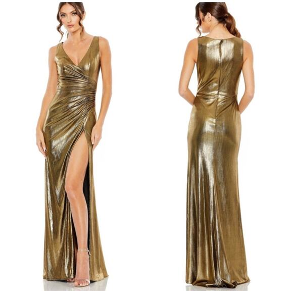 Mac Duggal NWT Gold Metallic Ruched Front Slip V-Neck Gown Size S Side Slit - Picture 1 of 11